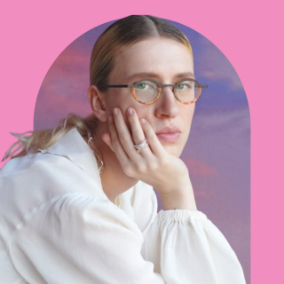 ESCUTA com NINA NICOLAYEWSKI